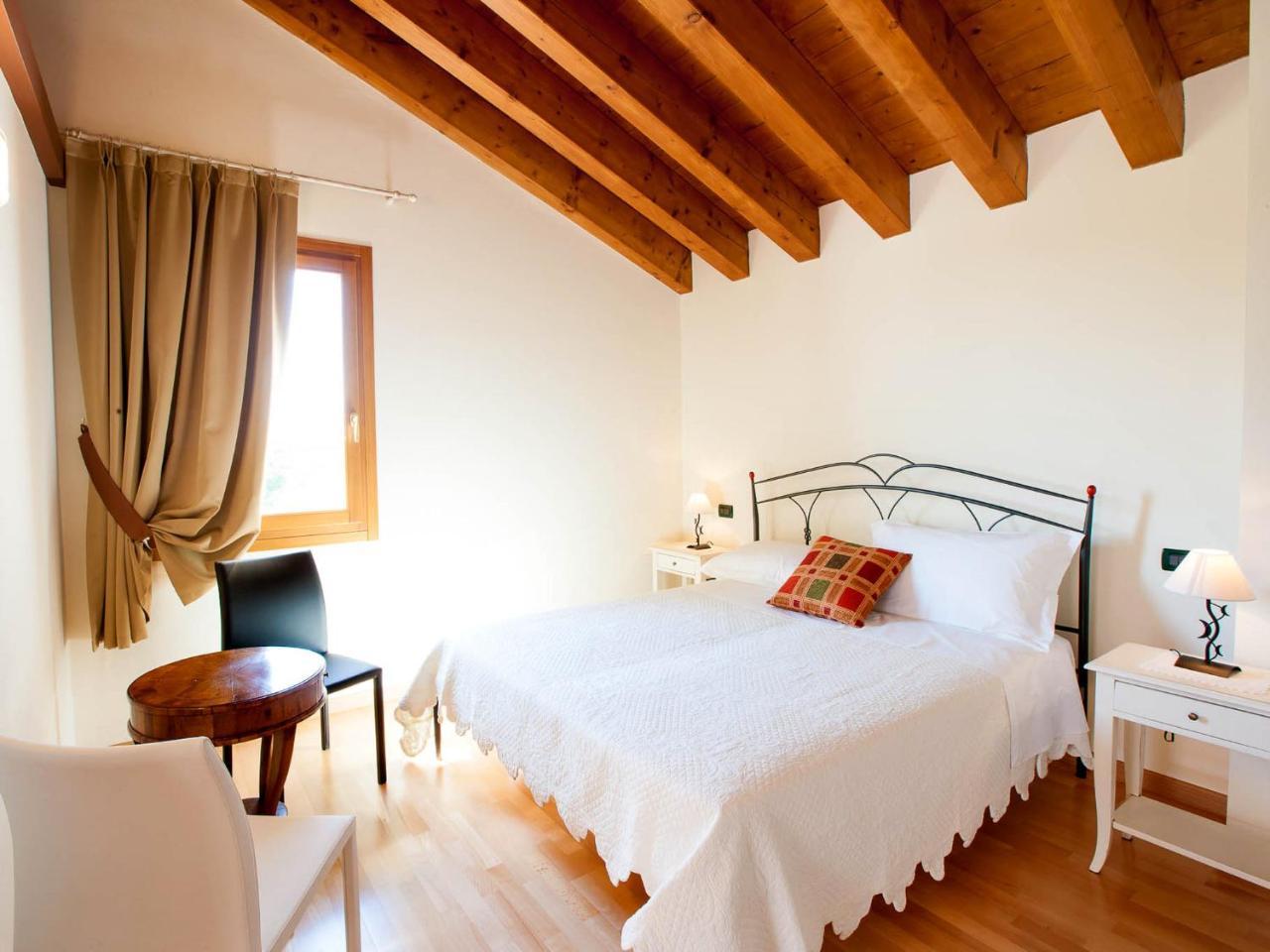 Agriturismo Crocerone 바사노델그라파 외부 사진